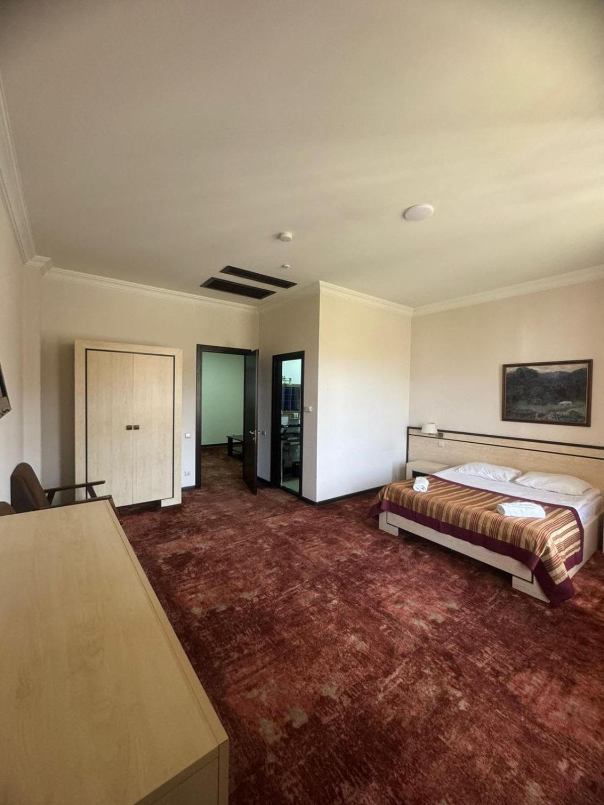 טביליסי Hotel Beka Palace מראה חיצוני תמונה